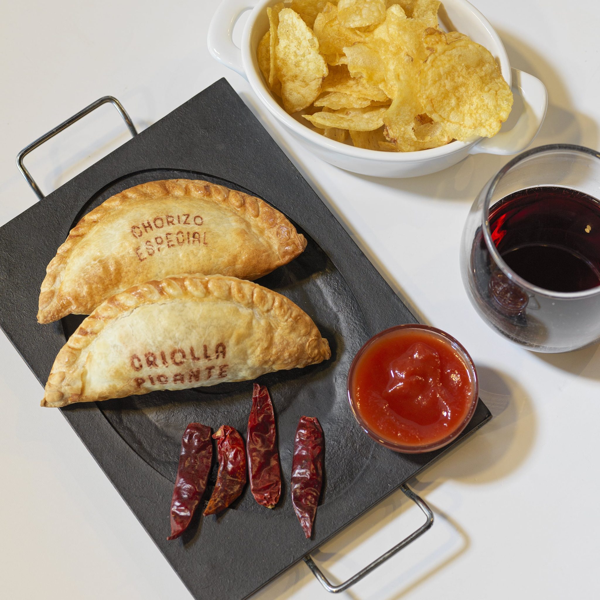 Empanadas argentinas innovación y tradición en el mercado de alimentos B2B-min
